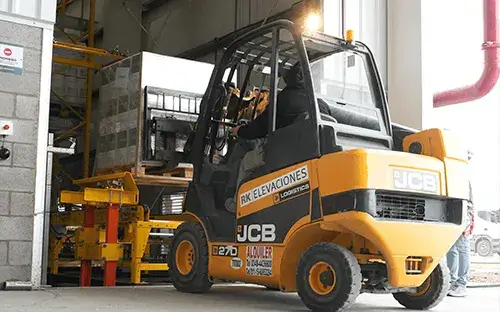 Imagen de nuestro transelevador automático